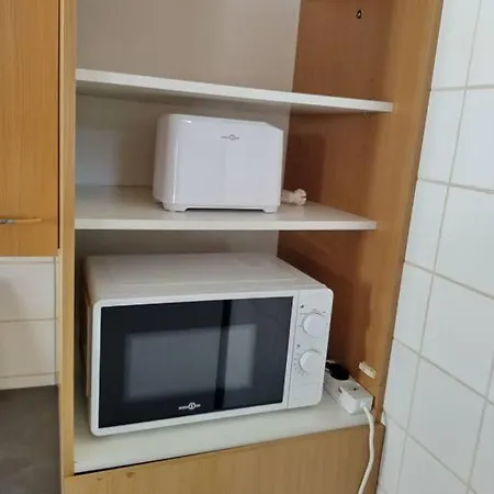 Spacieuse Et Confortable Maison Avec Garage *