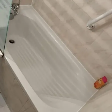 펜션 Spacieuse Et Confortable Maison Avec Garage Anzin