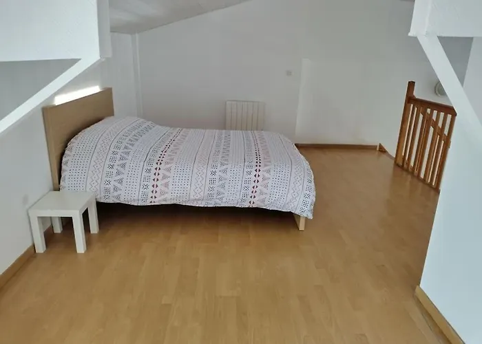 Spacieuse Et Confortable Maison Avec Garage Casa vacanze Anzin